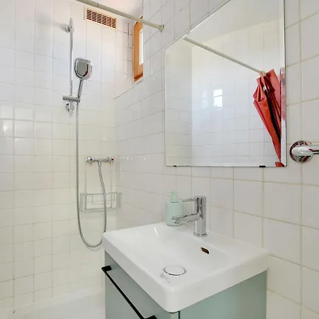 Charming - 2p- Canal Saint-martin *